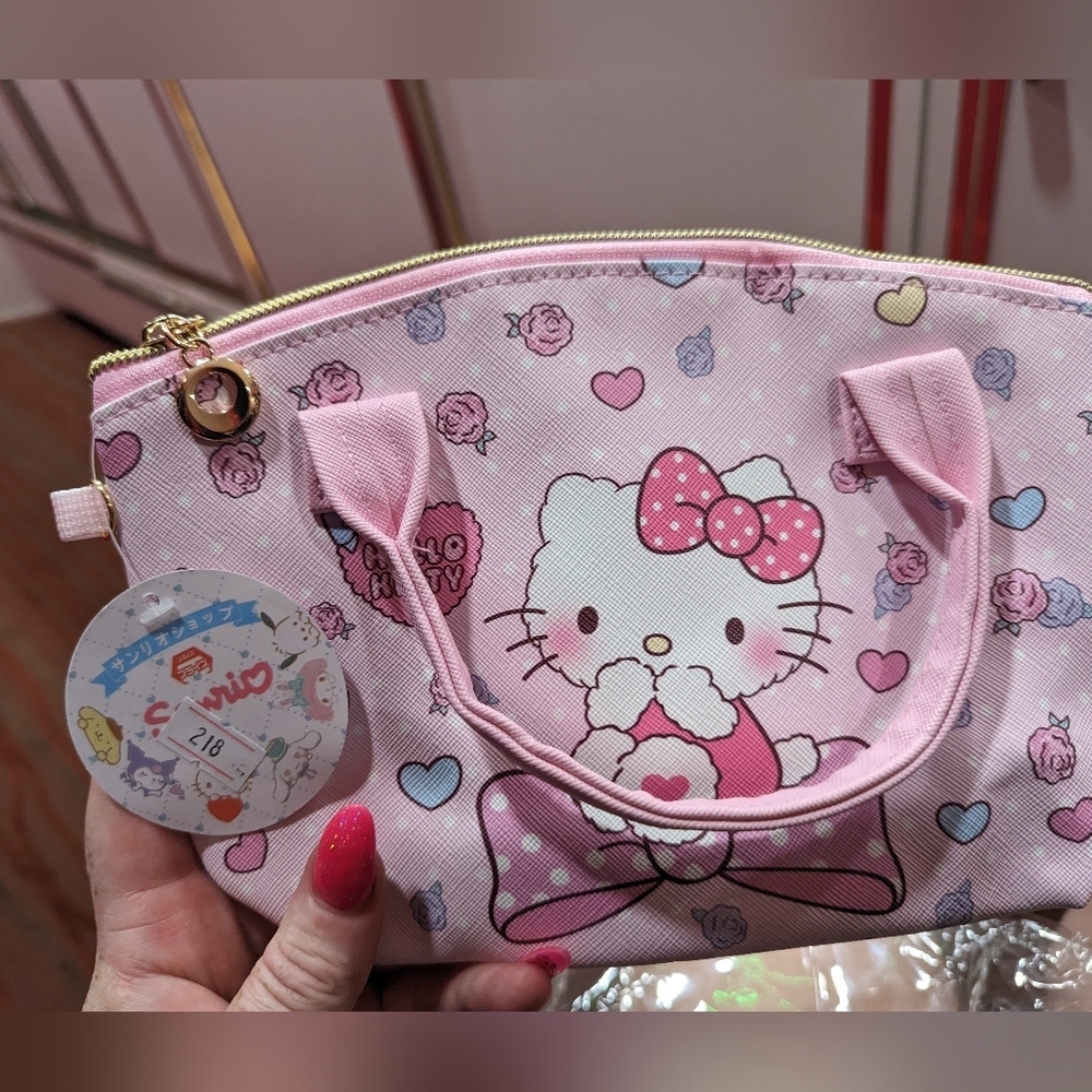 Hello kitty sanrio small purse.